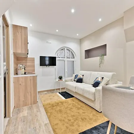 Place De La Nation Apartment *